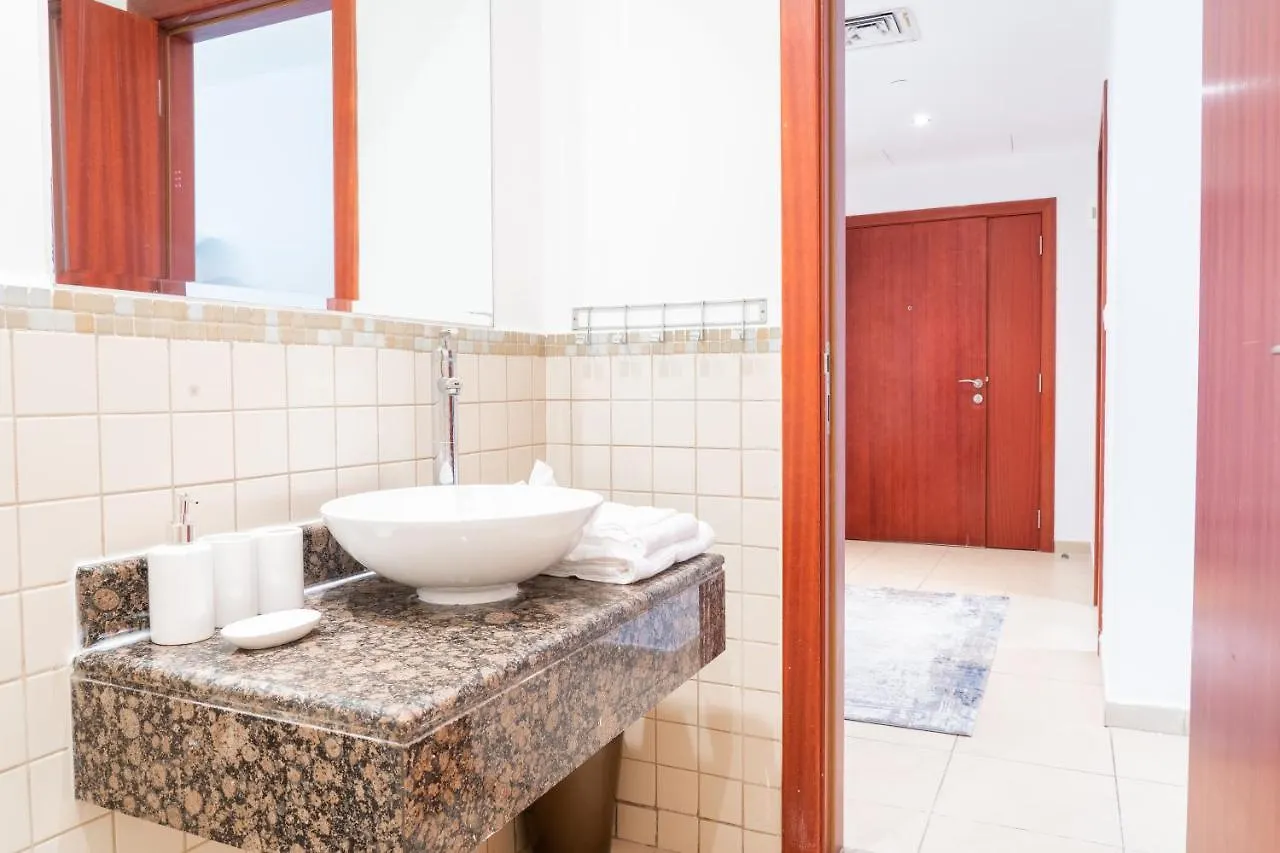 Apartamento Mira Holiday Homes - One Bedroom On Jbr Dubái